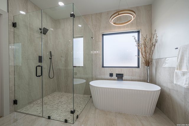 1271 View Ridge, Pipe Creek, TX 78063