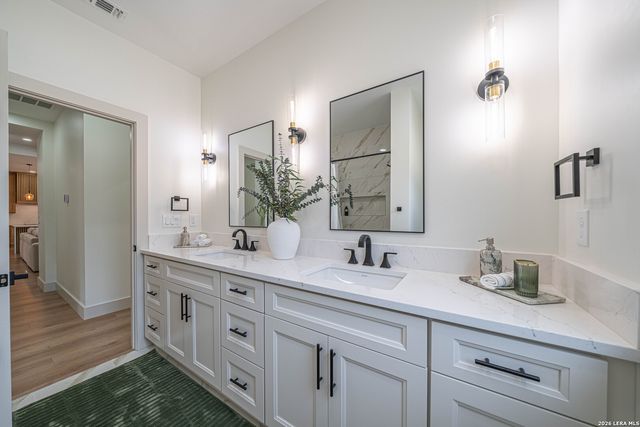 1271 View Ridge, Pipe Creek, TX 78063