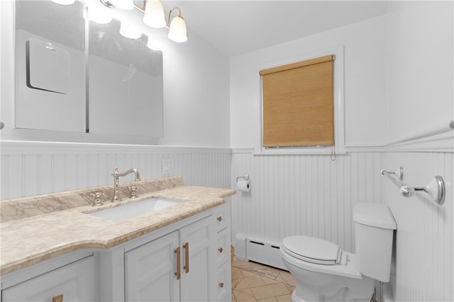 233 Turnpike Avenue, Portsmouth, RI 02871