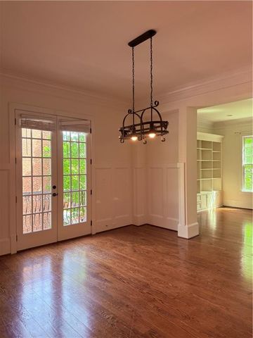 2617 Canterbury Trail NE, Atlanta, GA 30324