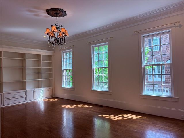 2617 Canterbury Trail NE, Atlanta, GA 30324