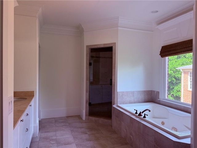 2617 Canterbury Trail NE, Atlanta, GA 30324