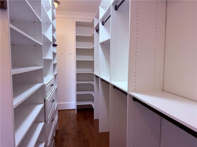 2617 Canterbury Trail NE, Atlanta, GA 30324