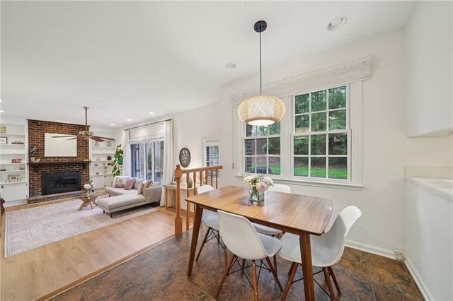 2419 Kings Point Drive, Dunwoody, GA 30338