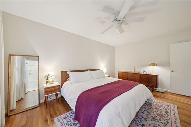 2419 Kings Point Drive, Dunwoody, GA 30338