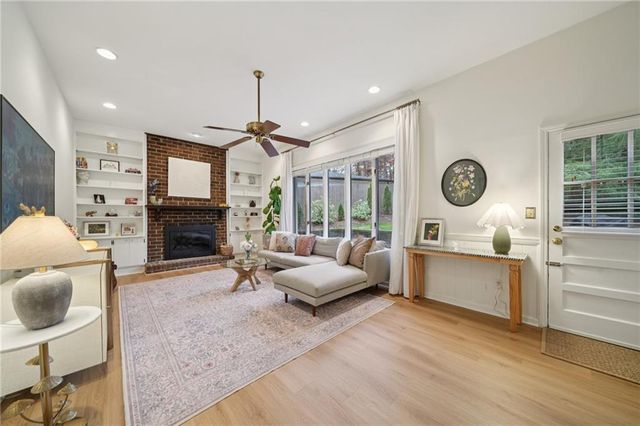 2419 Kings Point Drive, Dunwoody, GA 30338