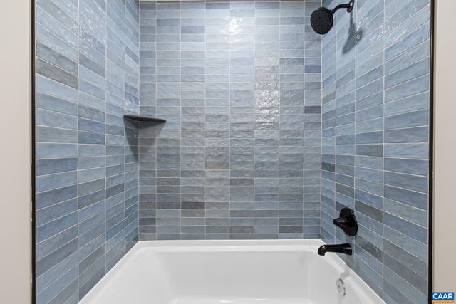 2155 THOMAS JEFFERSON DR, Charlottesville, VA 22902