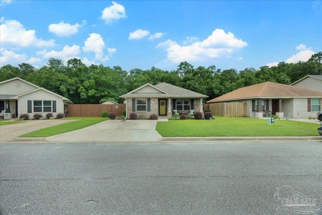 5116 Carmell Ridge Cir, Milton, FL 32570
