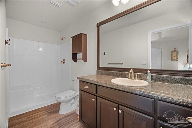 5116 Carmell Ridge Cir, Milton, FL 32570
