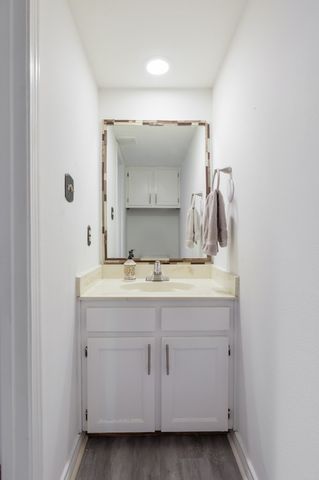 2405 Long Ridge Lane, Arlington, TX 76014