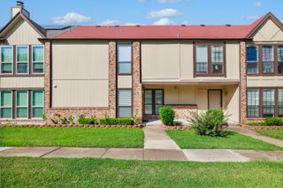 2405 Long Ridge Lane, Arlington, TX 76014