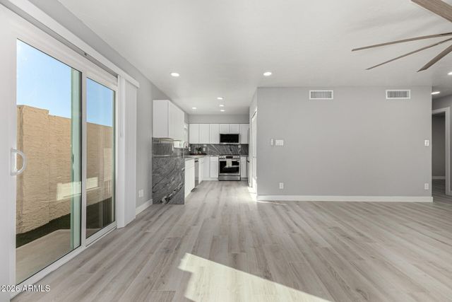 10949 E HOPE Drive, Scottsdale, AZ 85259