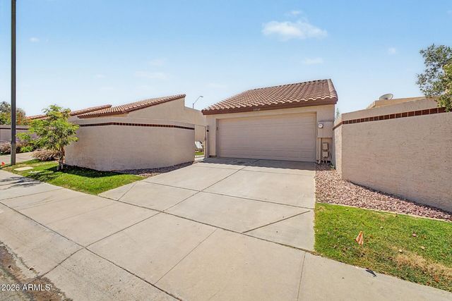 10949 E HOPE Drive, Scottsdale, AZ 85259