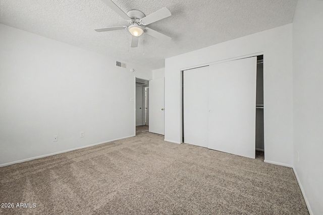 10719 W VISTA Avenue, Glendale, AZ 85307