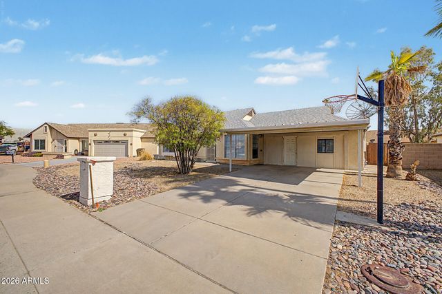 10719 W VISTA Avenue, Glendale, AZ 85307