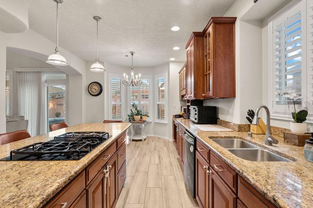 1917 Paseo De La Villa SE, Rio Rancho, NM 87124