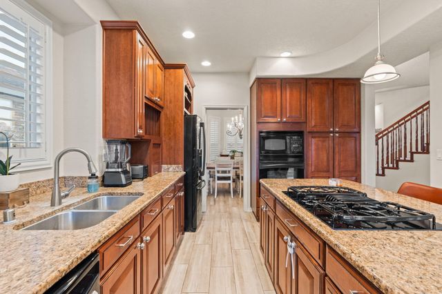 1917 Paseo De La Villa SE, Rio Rancho, NM 87124