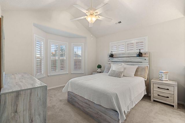 1917 Paseo De La Villa SE, Rio Rancho, NM 87124