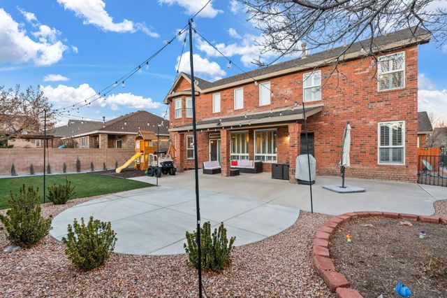 1917 Paseo De La Villa SE, Rio Rancho, NM 87124