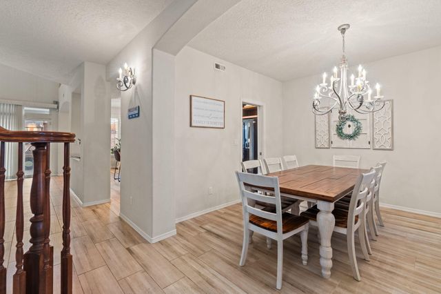 1917 Paseo De La Villa SE, Rio Rancho, NM 87124