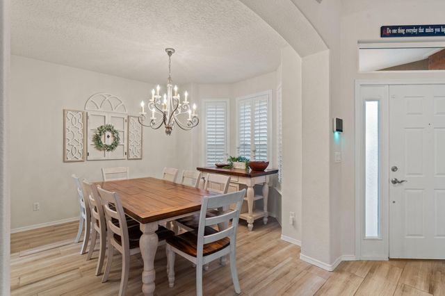 1917 Paseo De La Villa SE, Rio Rancho, NM 87124