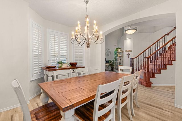 1917 Paseo De La Villa SE, Rio Rancho, NM 87124