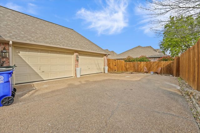 504 Bridlewood N, Colleyville, TX 76034