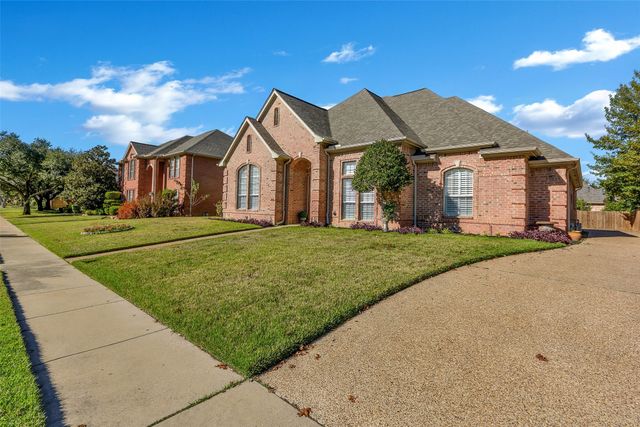 504 Bridlewood N, Colleyville, TX 76034