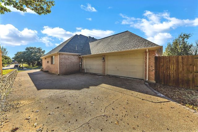 504 Bridlewood N, Colleyville, TX 76034