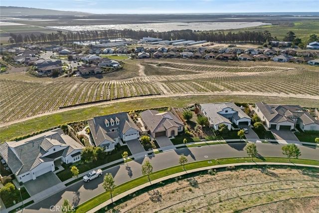 1658 Eucalyptus Road, Nipomo, CA 93444