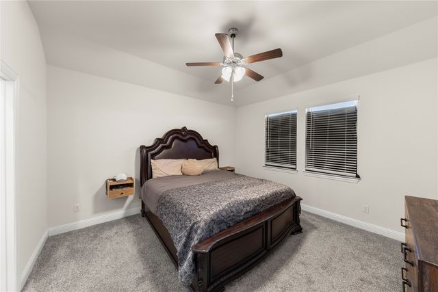 11017 Los Alamos Drive, Aubrey, TX 76227