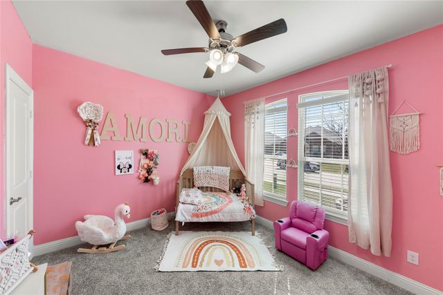 11017 Los Alamos Drive, Aubrey, TX 76227