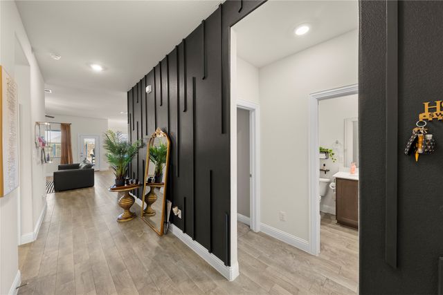 11017 Los Alamos Drive, Aubrey, TX 76227