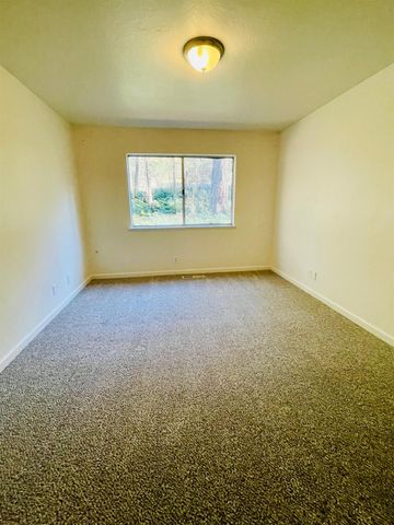 581 Haines Rd, Auburn, CA 95602