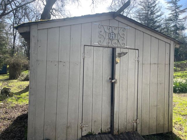 581 Haines Rd, Auburn, CA 95602