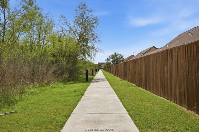 116 Tang Cake Drive, College Station, TX 77845