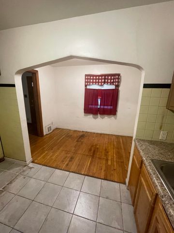 1212 W 47th Avenue, Gary, IN 46408