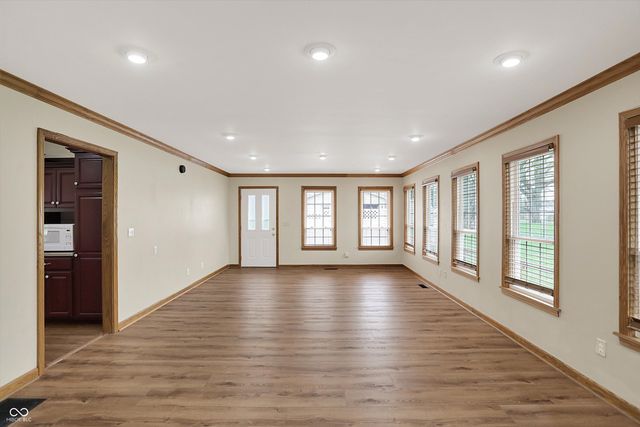 1578 Edgehill Road, Shelbyville, IN 46176
