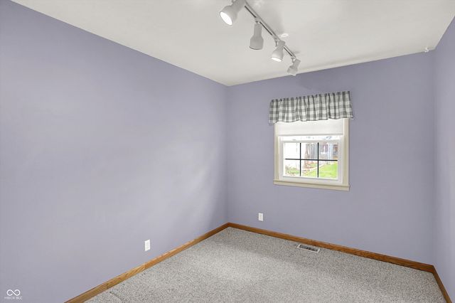 1578 Edgehill Road, Shelbyville, IN 46176