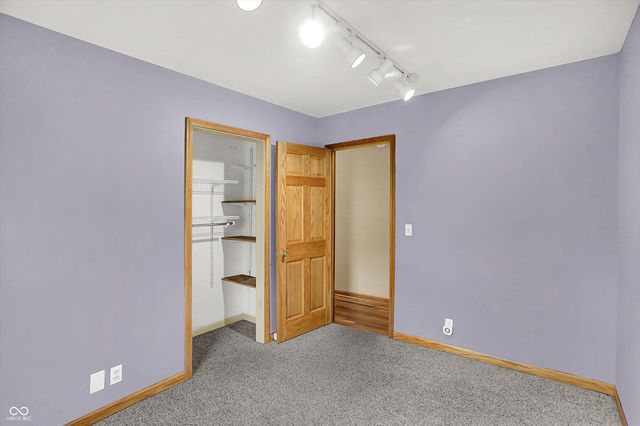 1578 Edgehill Road, Shelbyville, IN 46176