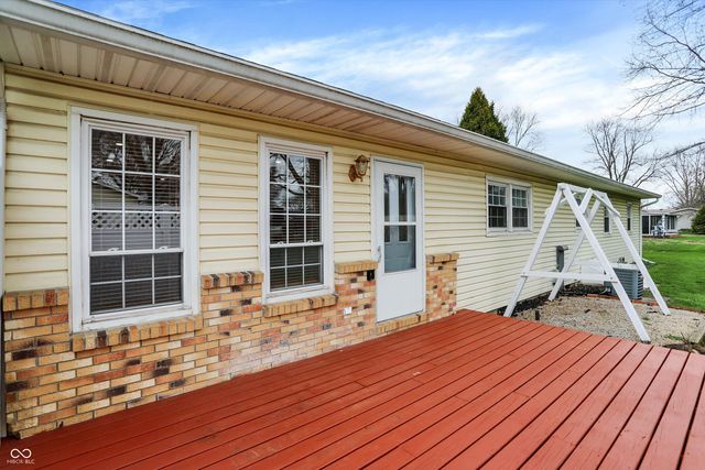 1578 Edgehill Road, Shelbyville, IN 46176