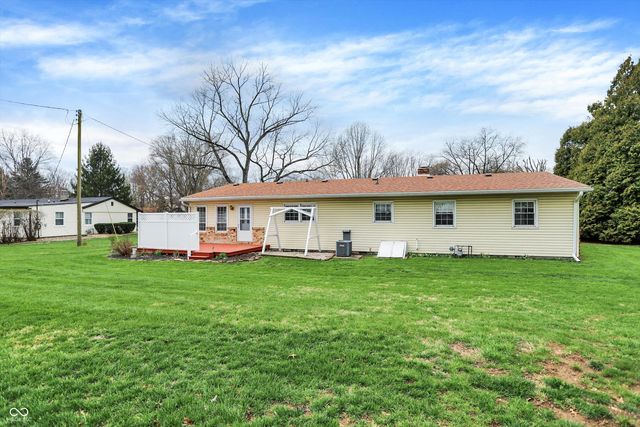 1578 Edgehill Road, Shelbyville, IN 46176