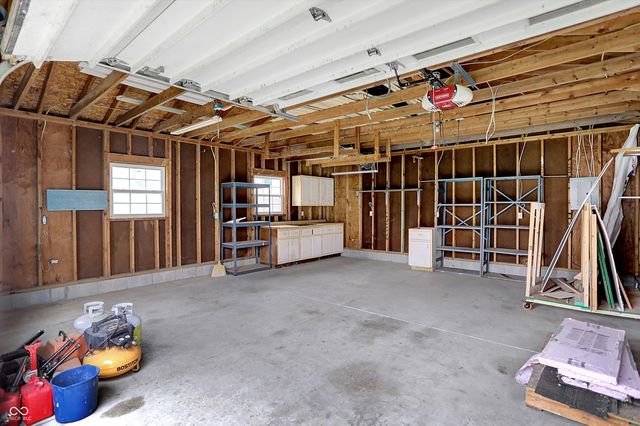 1578 Edgehill Road, Shelbyville, IN 46176