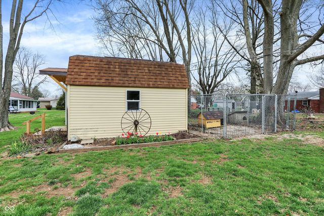 1578 Edgehill Road, Shelbyville, IN 46176