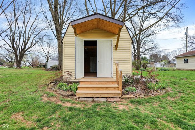 1578 Edgehill Road, Shelbyville, IN 46176