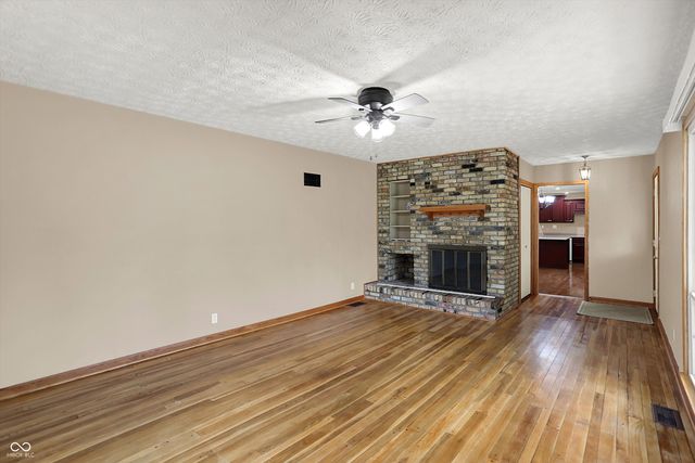 1578 Edgehill Road, Shelbyville, IN 46176