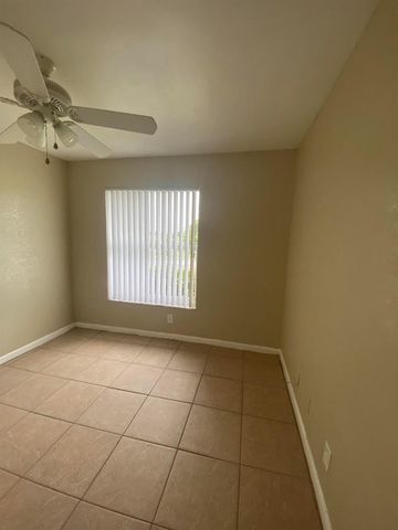 820 14th Street 2, West Palm Beach, FL 33401