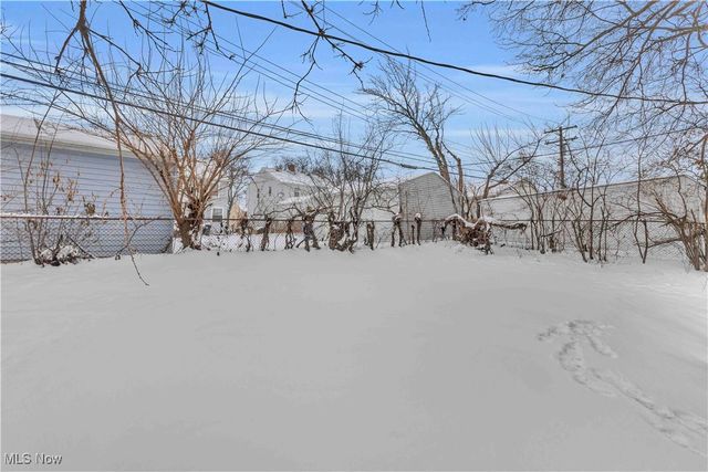 16703 Harvard Avenue, Cleveland, OH 44128