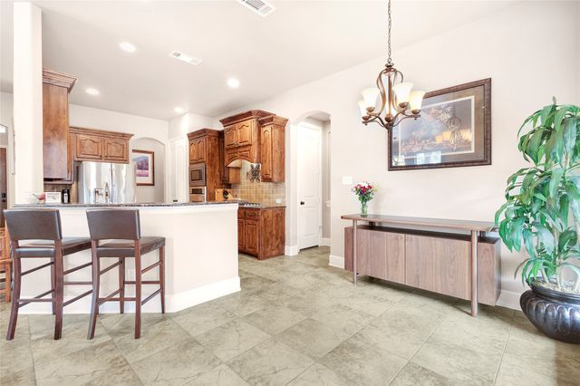 525 Adventurous Shield Drive, Lewisville, TX 75056