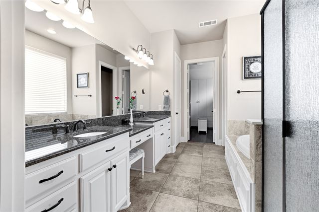 525 Adventurous Shield Drive, Lewisville, TX 75056